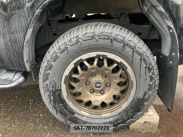 Toyota HILUX TRUCK 2017-11 7250262-4