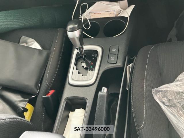 Toyota HILUX TRUCK 2021-06 7272027-21