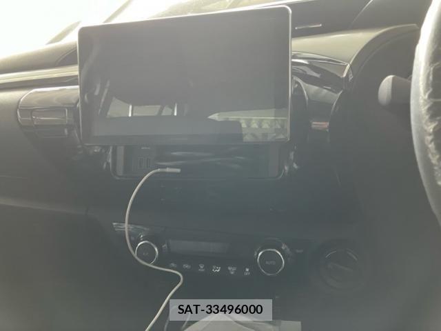 Toyota HILUX TRUCK 2021-06 7272027-22