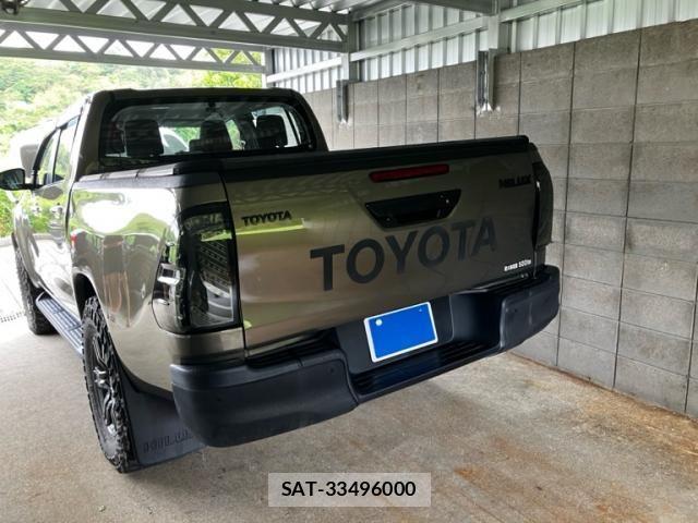 Toyota HILUX TRUCK 2021-06 7272027-5