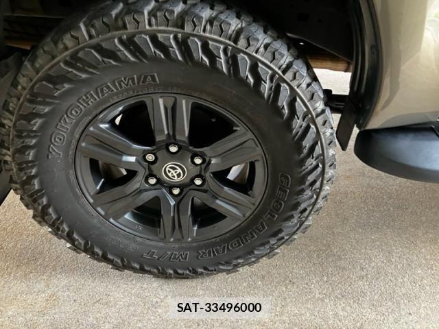 Toyota HILUX TRUCK 2021-06 7272027-7