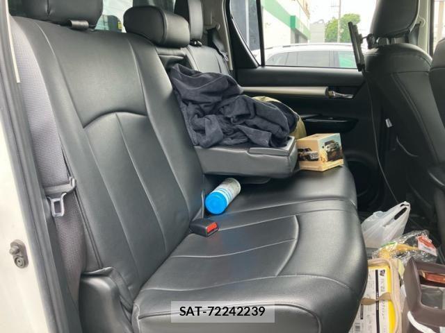 Toyota HILUX TRUCK 2021-09 7327479-11