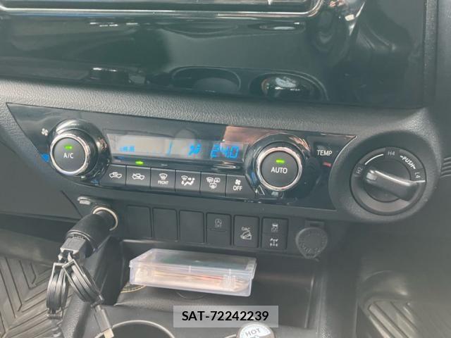 Toyota HILUX TRUCK 2021-09 7327479-21