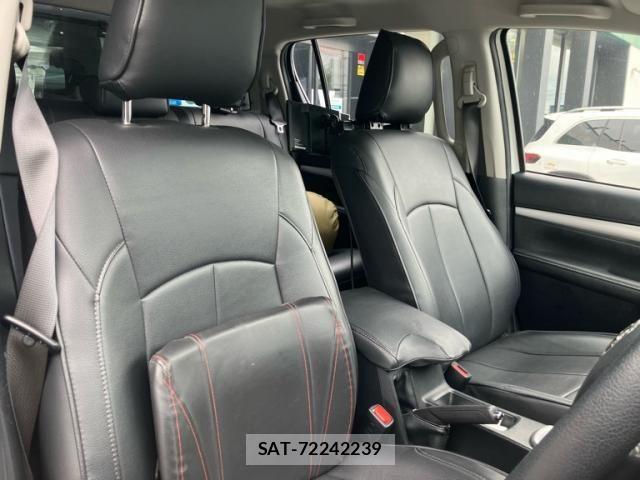 Toyota HILUX TRUCK 2021-09 7327479-7