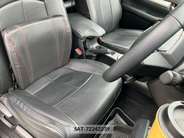 Toyota HILUX TRUCK 2021-09 7327479-8
