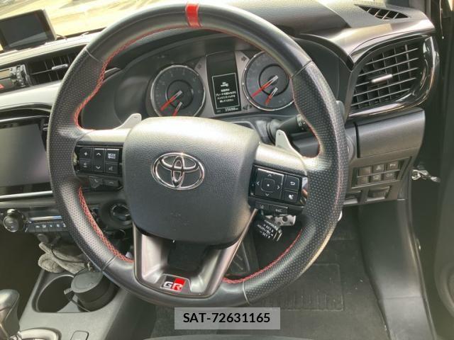 Toyota HILUX TRUCK 2023-05 7327473-11