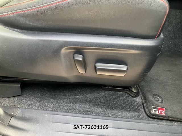 Toyota HILUX TRUCK 2023-05 7327473-17