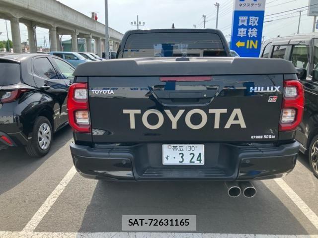 Toyota HILUX TRUCK 2023-05 7327473-3
