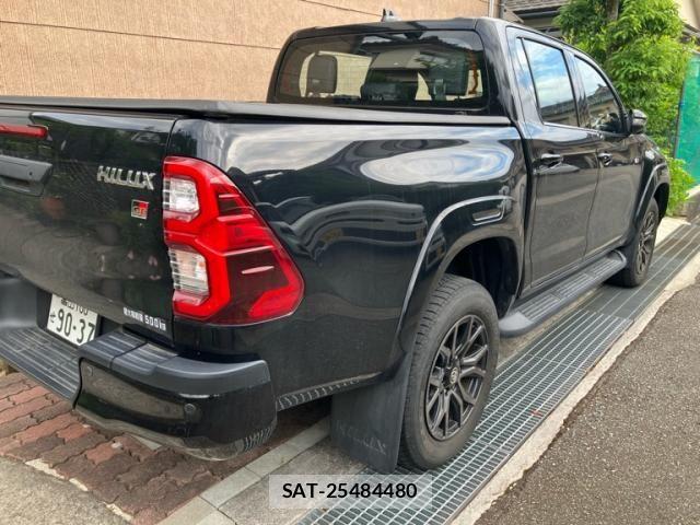 Toyota HILUX TRUCK 2022-09 7327475-3
