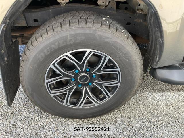Toyota HILUX TRUCK 2020-09 7327474-10