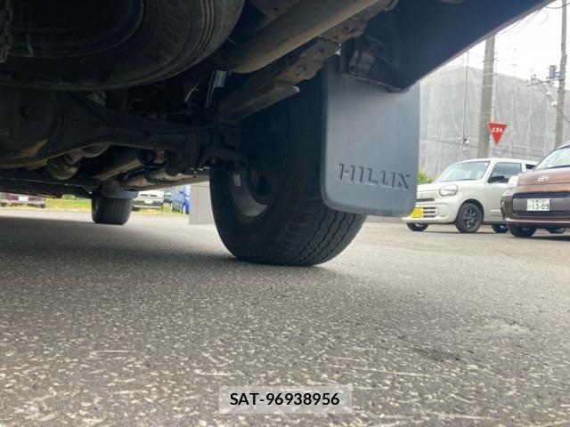 Toyota HILUX TRUCK 2021-01 7327476-11