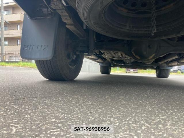 Toyota HILUX TRUCK 2021-01 7327476-12