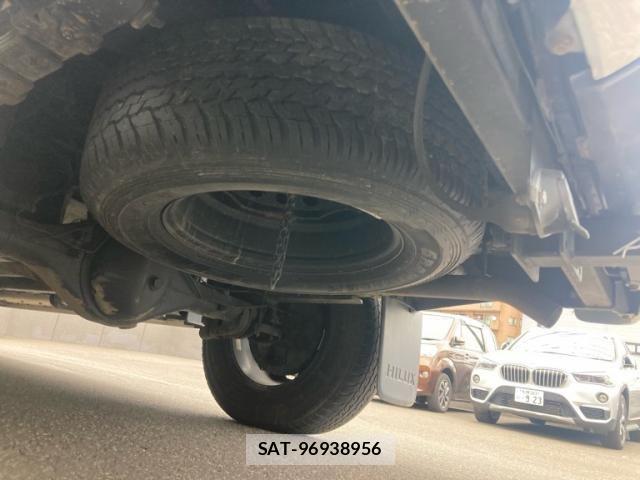 Toyota HILUX TRUCK 2021-01 7327476-13