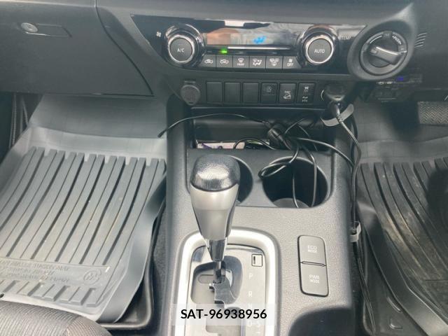 Toyota HILUX TRUCK 2021-01 7327476-20