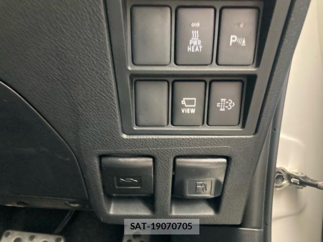 Toyota HILUX TRUCK 2024-09 7327469-9