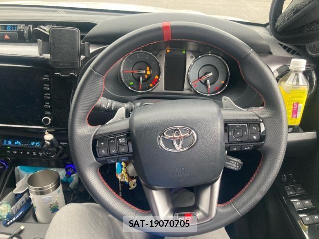 Toyota HILUX TRUCK 2024-09 7327469-14
