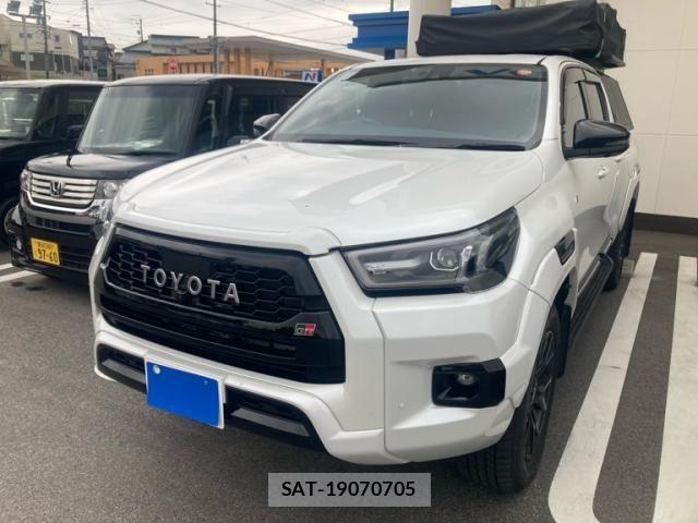 Toyota HILUX TRUCK 2024-09 7327469-1