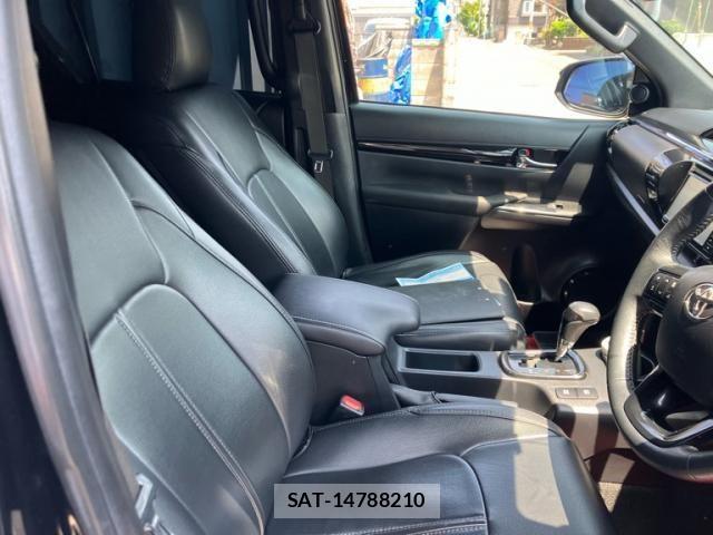 Toyota HILUX TRUCK 2019-06 7327478-14