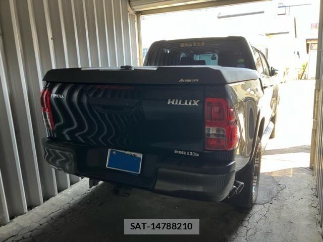 Toyota HILUX TRUCK 2019-06 7327478-4