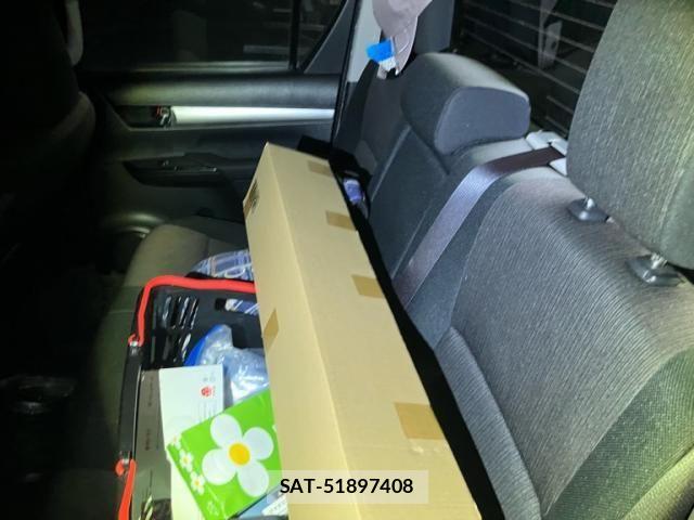 Toyota HILUX TRUCK 2018-06 7327480-4