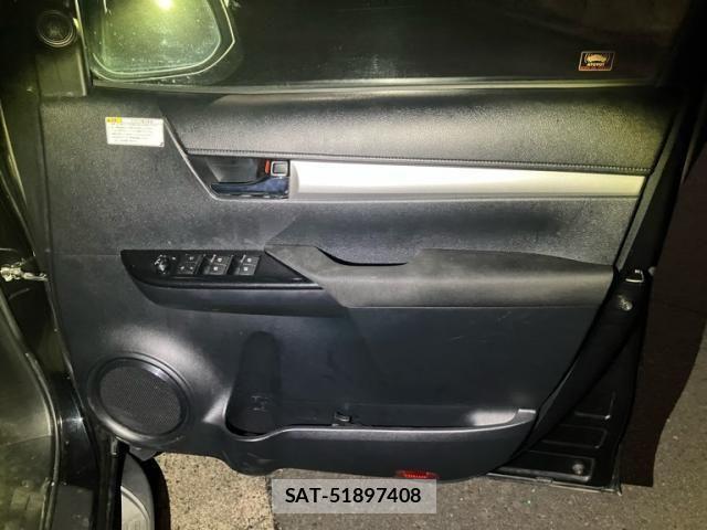 Toyota HILUX TRUCK 2018-06 7327480-6