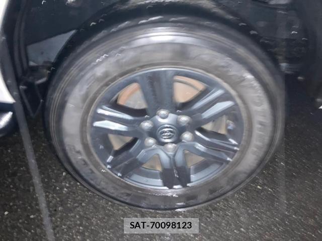 Toyota HILUX TRUCK 2021-06 7358093-5