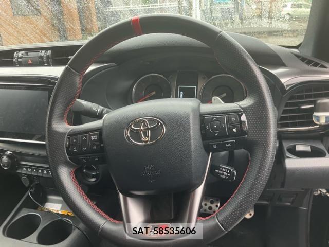Toyota HILUX TRUCK 2022-12 7358090-14