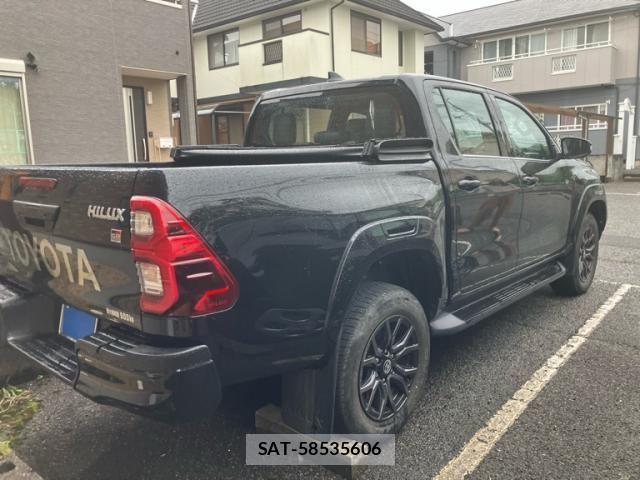 Toyota HILUX TRUCK 2022-12 7358090-2