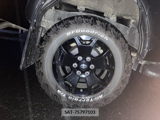 Toyota HILUX TRUCK 2019-04 7358098-9