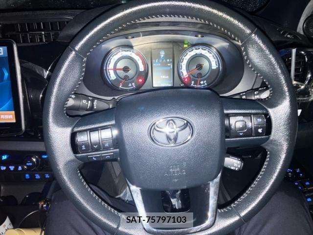 Toyota HILUX TRUCK 2019-04 7358098-19