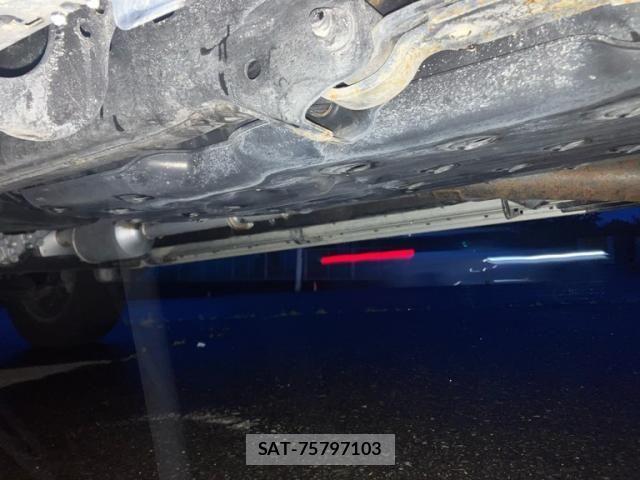 Toyota HILUX TRUCK 2019-04 7358098-27