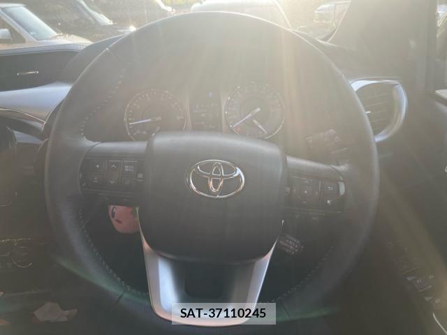 Toyota HILUX TRUCK 2022-08 7358089-12