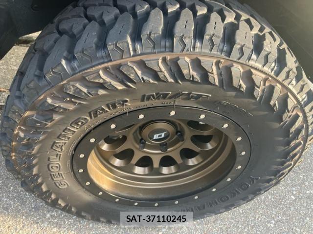 Toyota HILUX TRUCK 2022-08 7358089-6