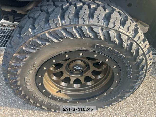 Toyota HILUX TRUCK 2022-08 7358089-7