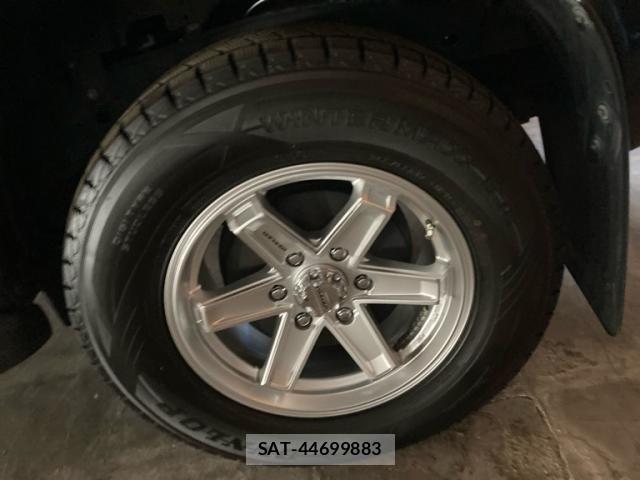 Toyota HILUX TRUCK 2021-06 7358088-10