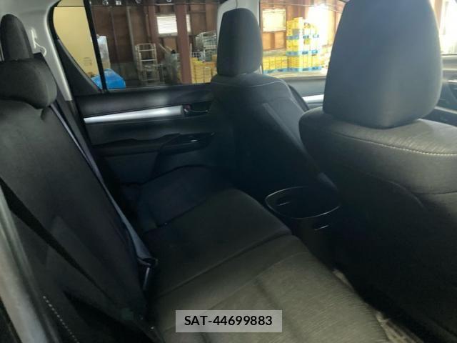 Toyota HILUX TRUCK 2021-06 7358088-13