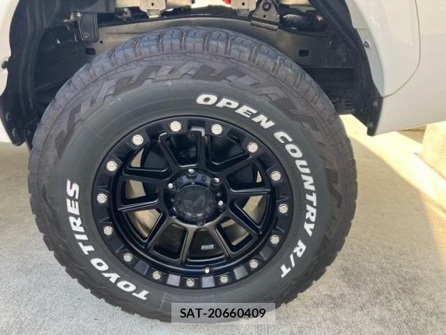 Toyota HILUX TRUCK 2022-09 7392362-13