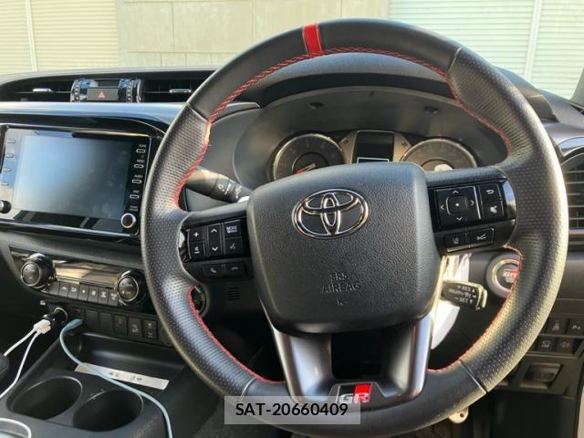 Toyota HILUX TRUCK 2022-09 7392362-22