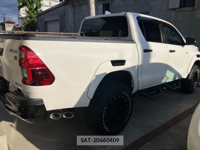 Toyota HILUX TRUCK 2022-09 7392362-5
