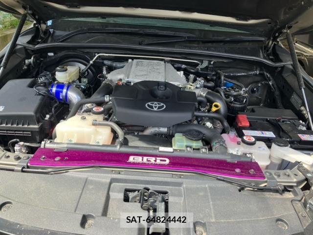 Toyota HILUX TRUCK 2021-05 7392357-28