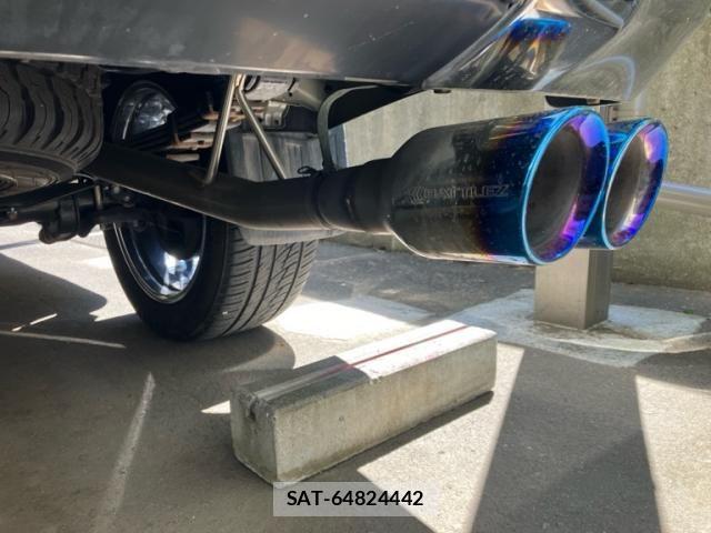 Toyota HILUX TRUCK 2021-05 7392357-3
