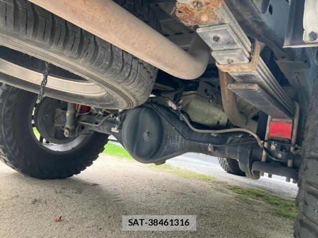Toyota HILUX TRUCK 2023-12 7454770-10