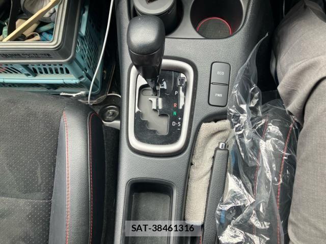 Toyota HILUX TRUCK 2023-12 7454770-18