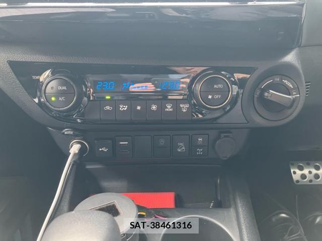 Toyota HILUX TRUCK 2023-12 7454770-20