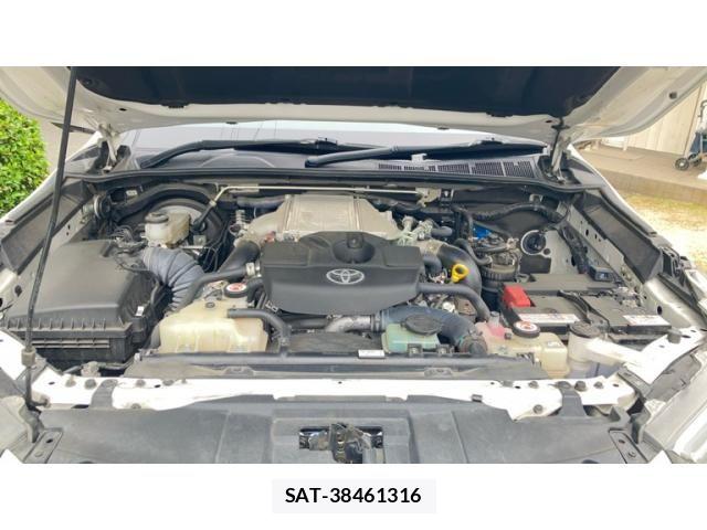 Toyota HILUX TRUCK 2023-12 7454770-27