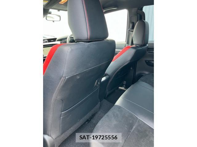 Toyota HILUX TRUCK 2022-07 7454773-9