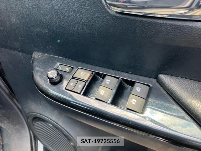 Toyota HILUX TRUCK 2022-07 7454773-12