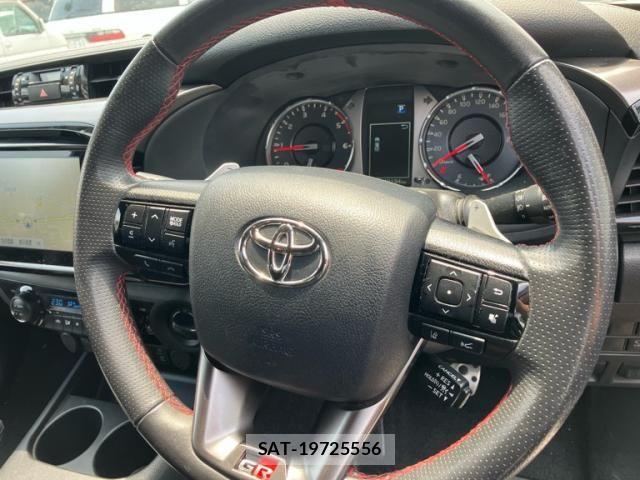 Toyota HILUX TRUCK 2022-07 7454773-13