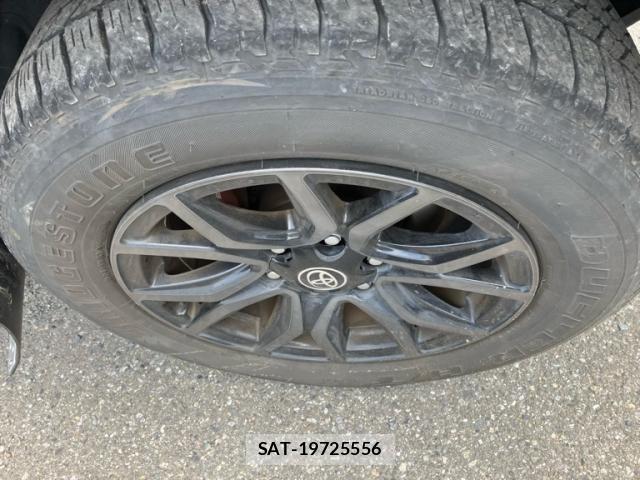 Toyota HILUX TRUCK 2022-07 7454773-3