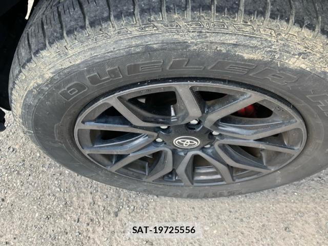 Toyota HILUX TRUCK 2022-07 7454773-5